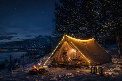 The “Light-Heat Paradox” at -20°C: Why Can LEDs Both Save You and “Freeze You to Death” in Extreme Cold?